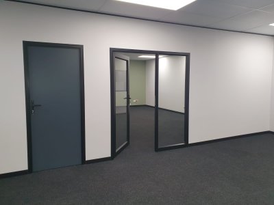 5 Mountains Projects |  Carpentry, Partitions, Bulkhead, Kitchen, Cupboards, Wardrobes Interior & Exterior, Painting, Wallpaper