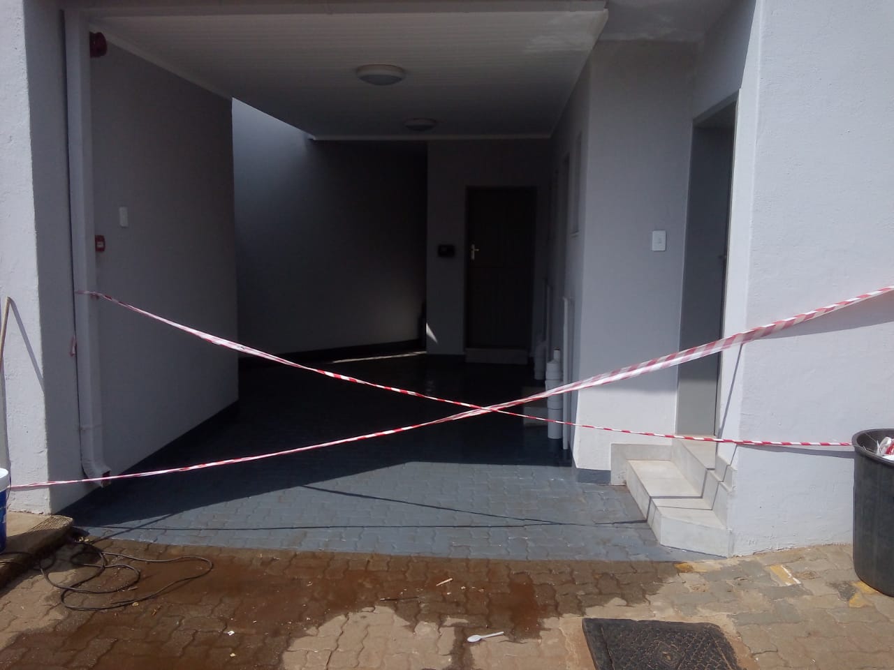 5 Mountains Projects |  Carpentry, Partitions, Bulkhead, Kitchen, Cupboards, Wardrobes Interior & Exterior, Painting, Wallpaper
