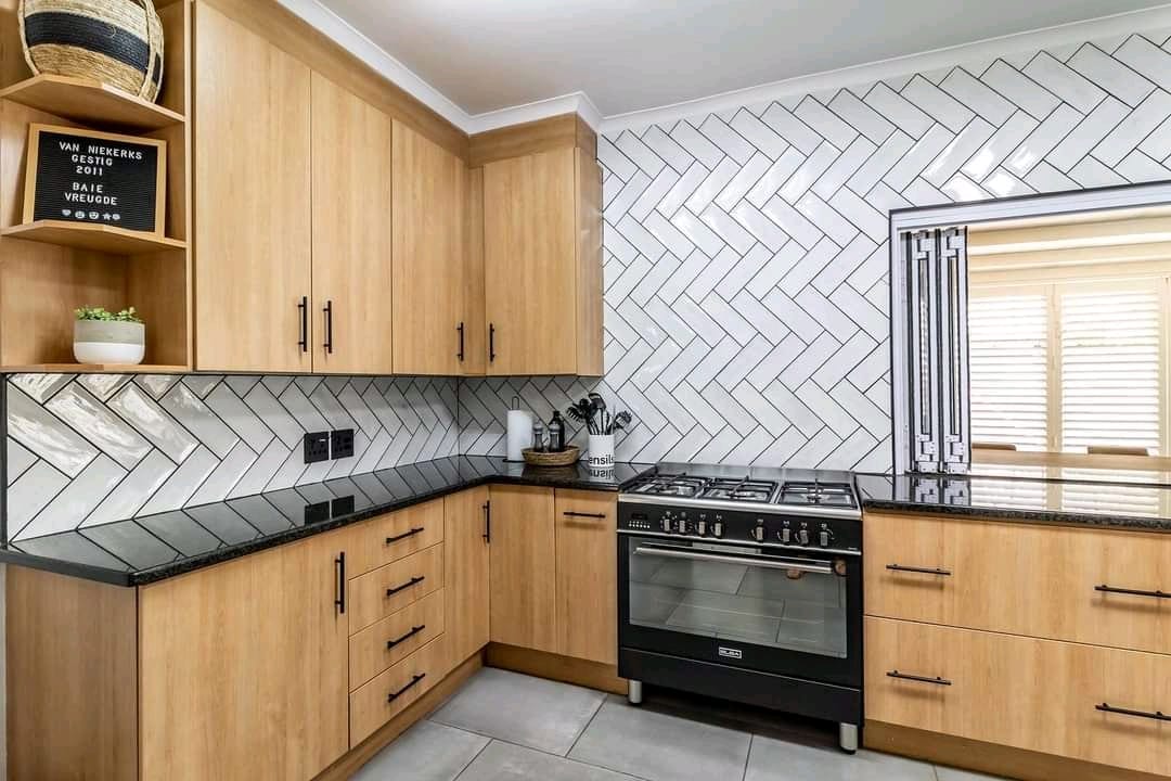 5 Mountains Projects |  Carpentry, Partitions, Bulkhead, Kitchen, Cupboards, Wardrobes Interior & Exterior, Painting, Wallpaper